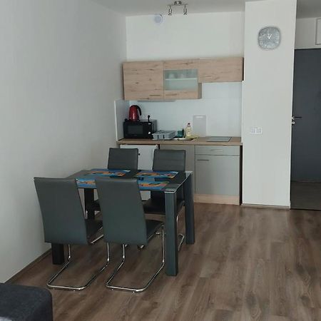 Lido Riviera Apartman บาลาตอนแลลเล ภายนอก รูปภาพ