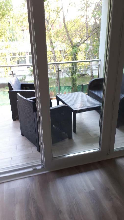 Lido Riviera Apartman บาลาตอนแลลเล ภายนอก รูปภาพ